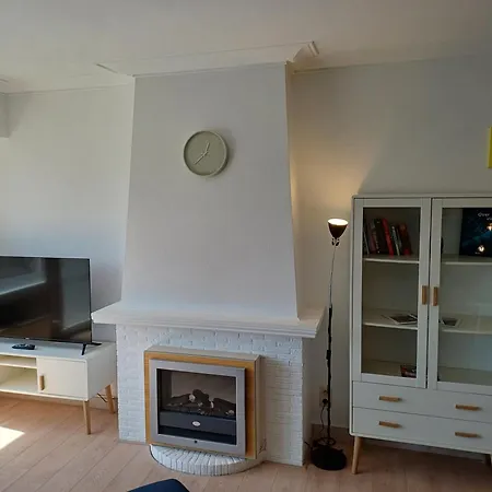 2 Slaapkamer Vlak Aan Zee Apartment