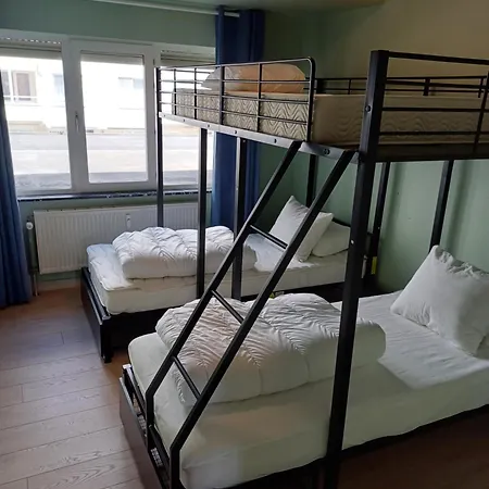 2 Slaapkamer Vlak Aan Zee Διαμέρισμα